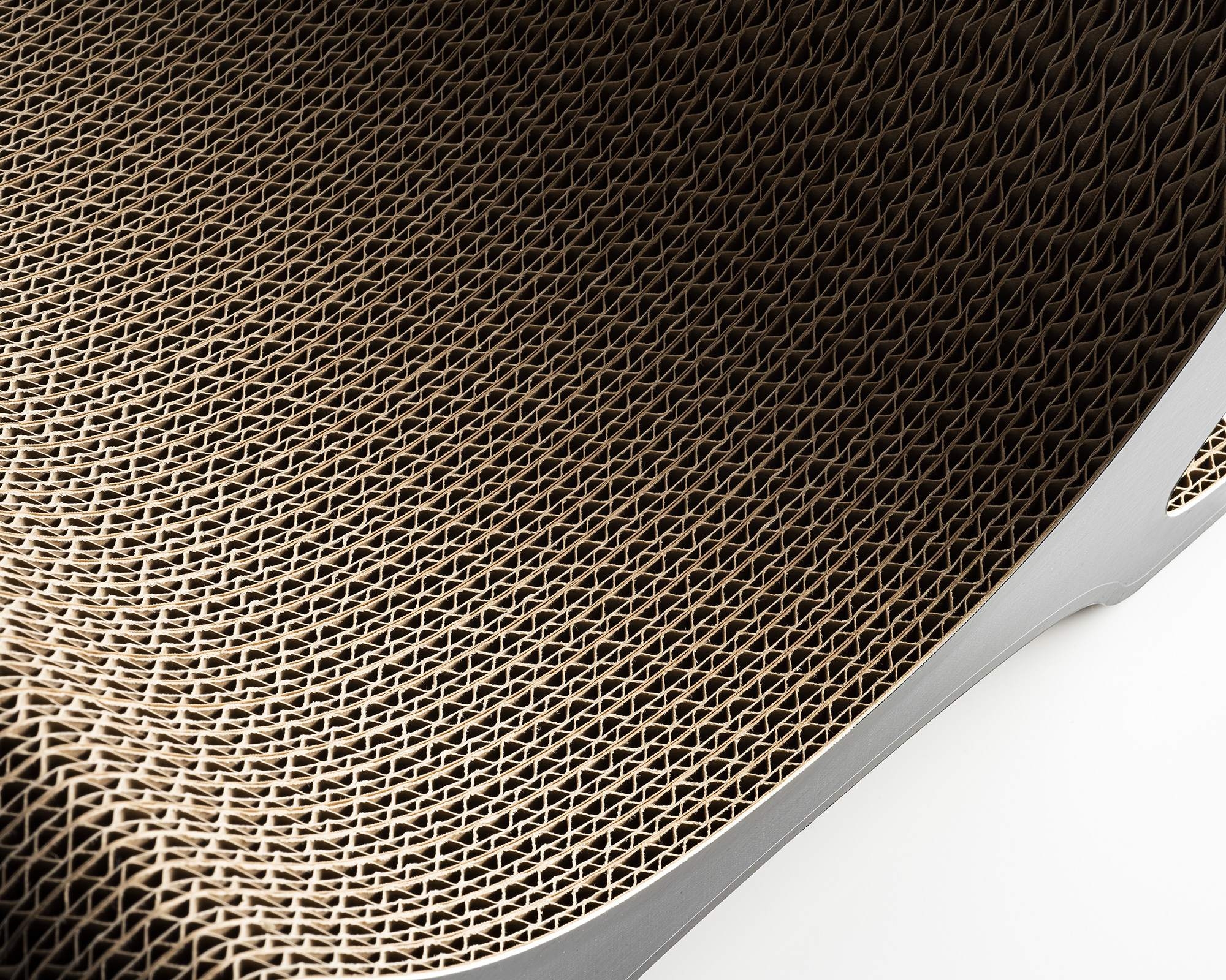 LE PANIER Katzenliege – elegante Katzencouch aus Premium Kratzpappe, Designer Katzenmöbel aus Berlin