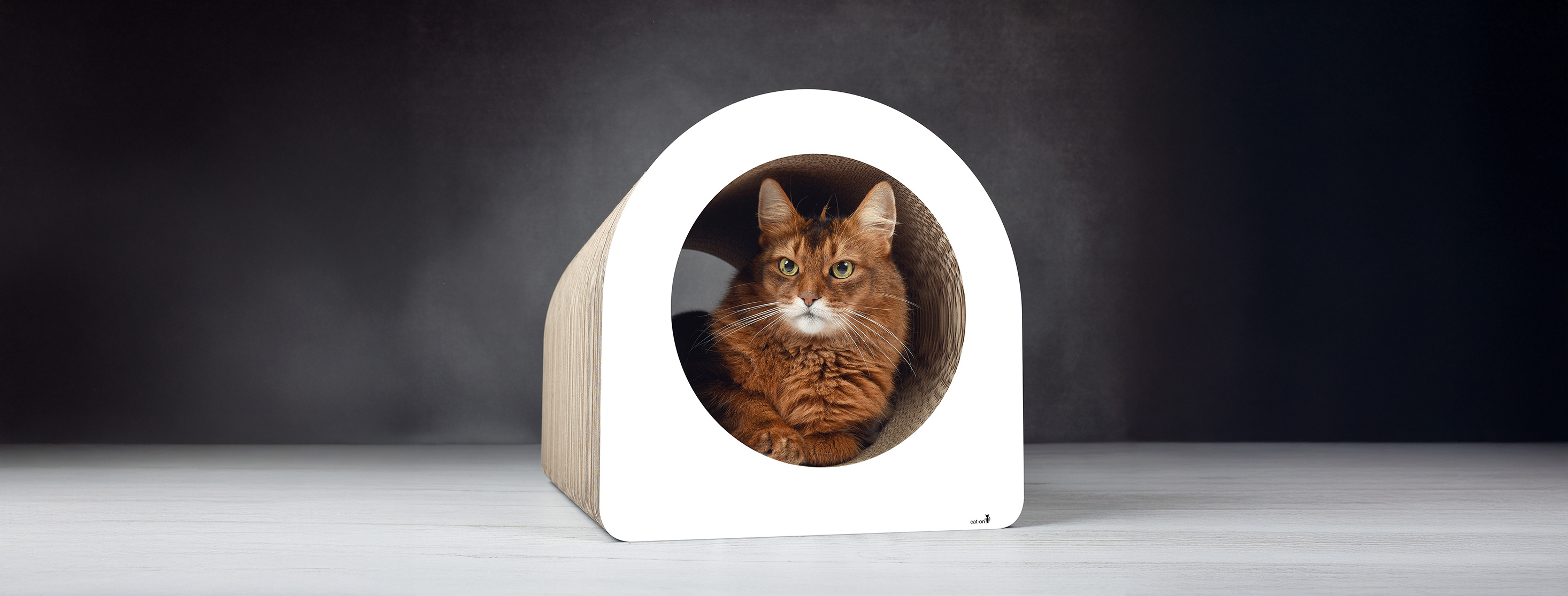 LE TUBE L – Large Cat Tunnel Ø 25 cm, shiny white (000x)